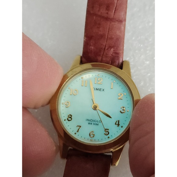 Timex Indiglo 24mm Mother of Pearl MOP watch Gold tone Easy Reader Vintage Lot - Picture 2 of 5